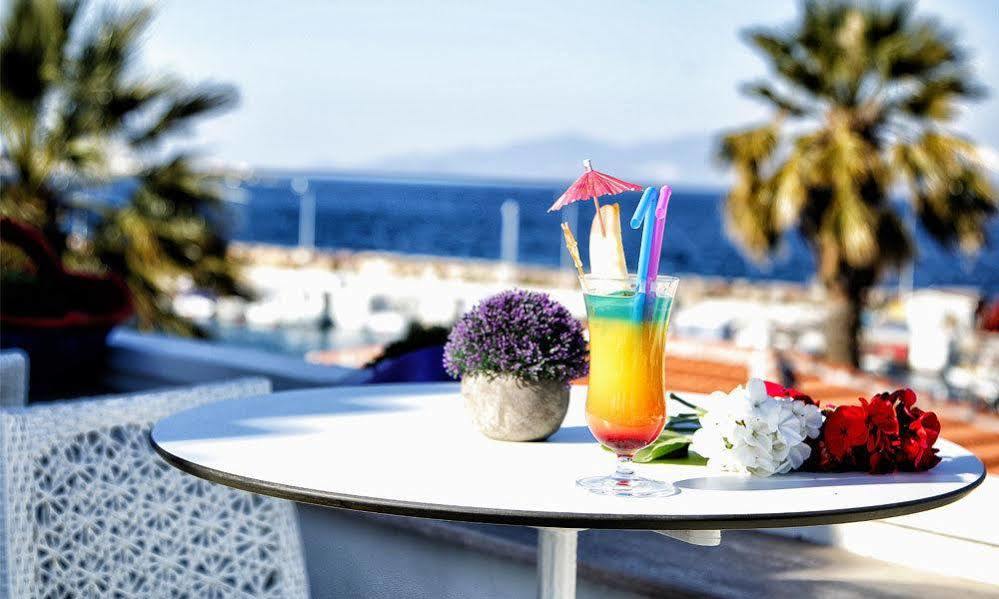 La Petra Hotel Izmir Exterior foto